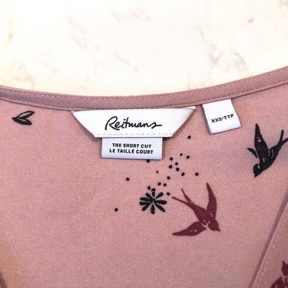 2/$15 - Printed wrap blouse - Picture 4 of 7